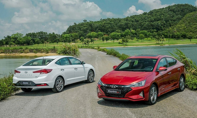 So sánh xe Kia Cerato (Kia K3) và Hyundai Elantra