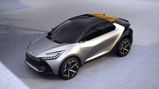 Toyota C-HR 2023 ra mắt với ngoại hình đậm chất thể thao