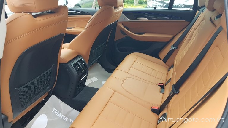 Hình ảnh thực tế ghế sau BMW X3