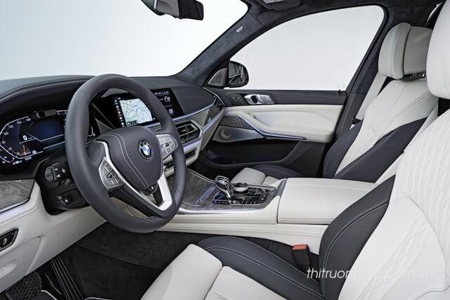 Hình ảnh về khoang lái của chiếc xe BMW X7 7 chỗ