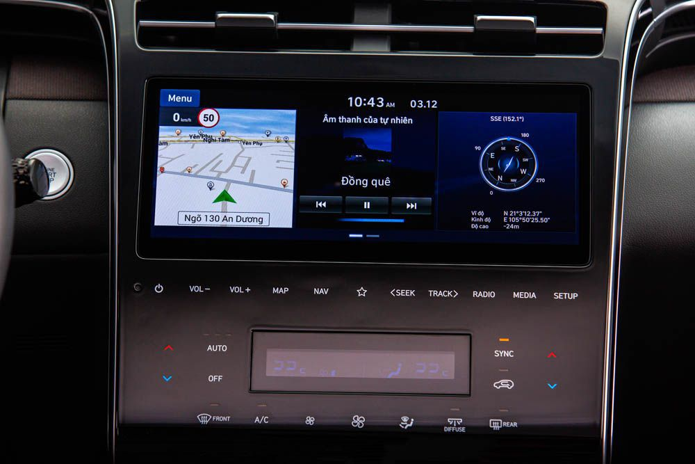 Hyundai Tucson 2022 nổi bật ở màn hình cảm ứng trung tâm có kích thước lên đến 10.25 inch