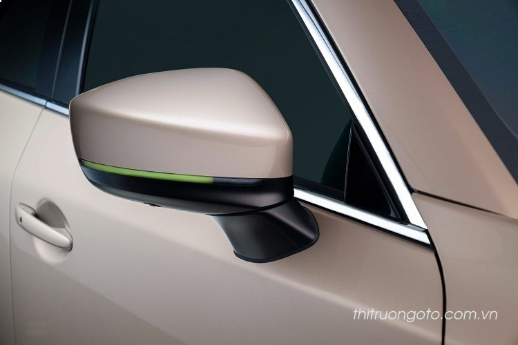 Gương chiếu hậu Mazda CX-8 còn có cả tính năng sấy gương hiện đại